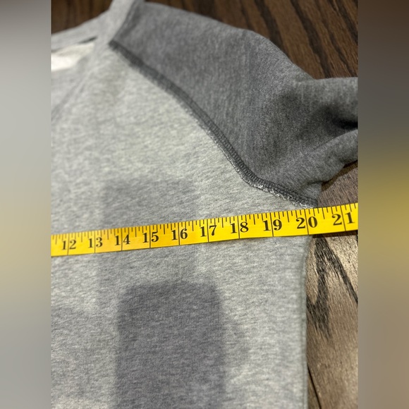 Vintage Aeropostale Sweatshirt - Picture 6 of 11